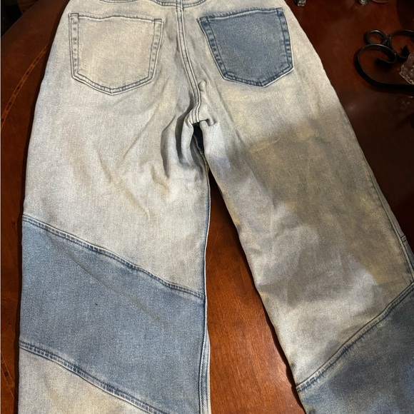 Hollister Vintage Stretch Denim Jeans - Picture 3 of 6